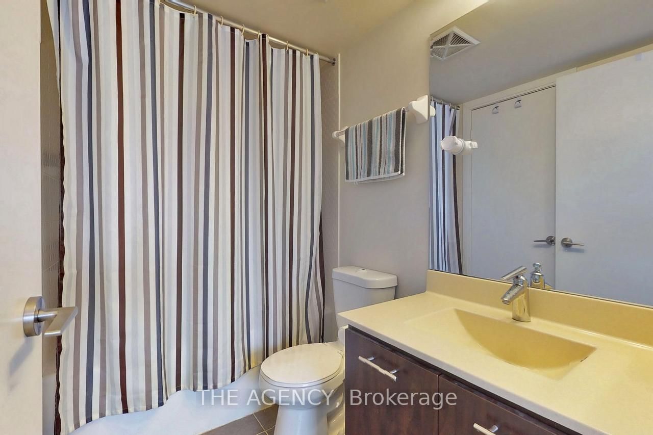 1015-135 Village Green Square, Toronto, ON, photo 4