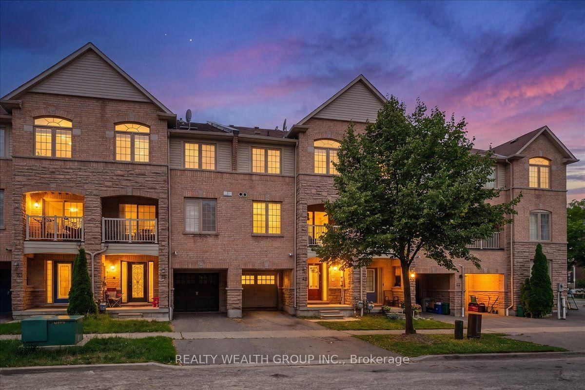 40 Clowes Street, Ajax, ON