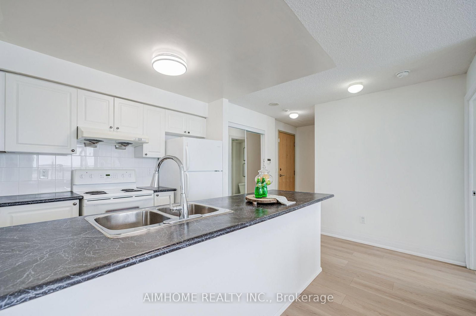 60 Brian Harrison Way • #1107 • Toronto, ON photo 12