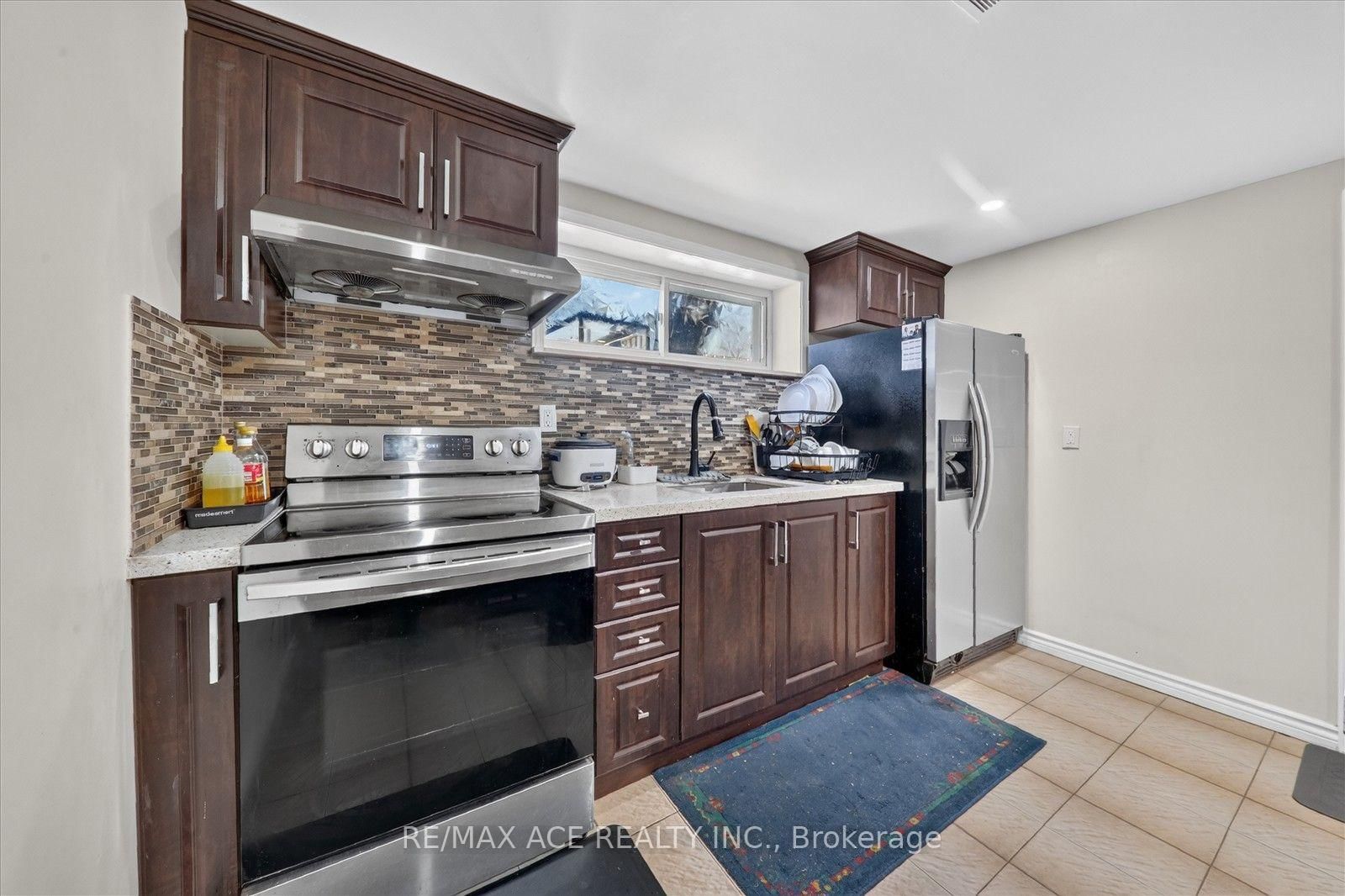 60 Chillery Avenue • Toronto, ON photo 27