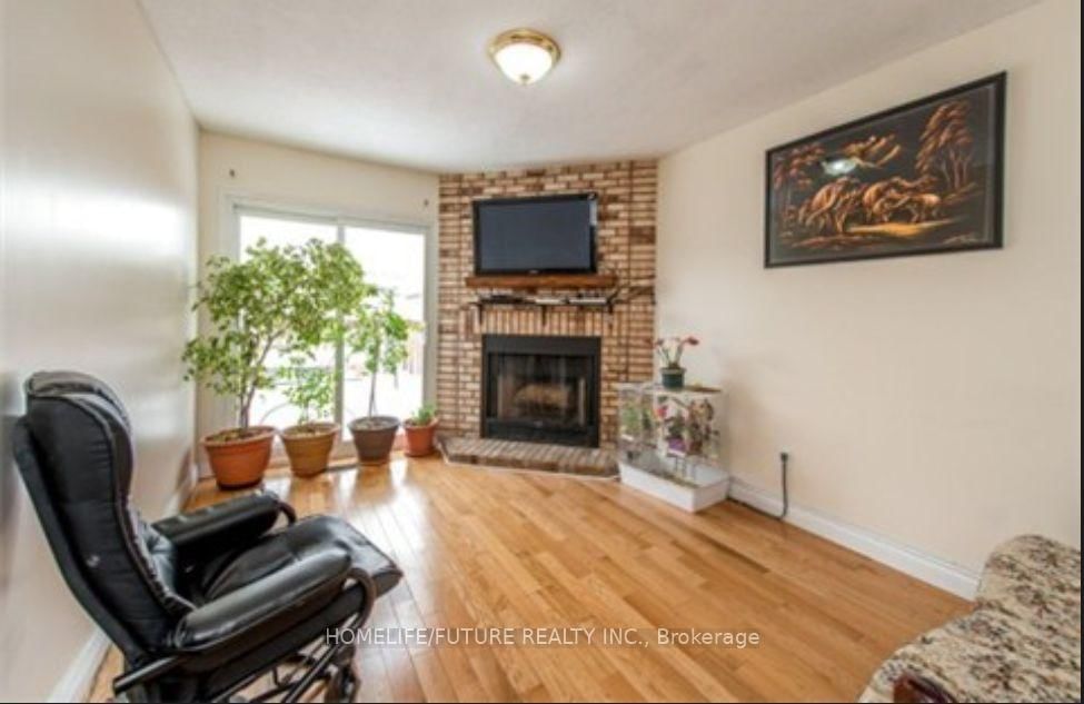 Main & 2nd Flr-20 Goodall Drive, Toronto, ON, photo 2
