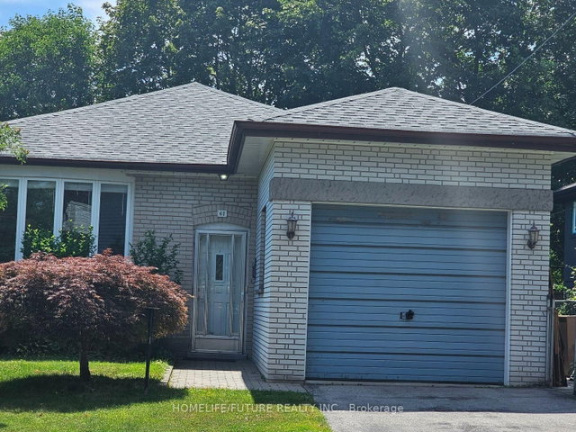 61 Hollyhedge Drive