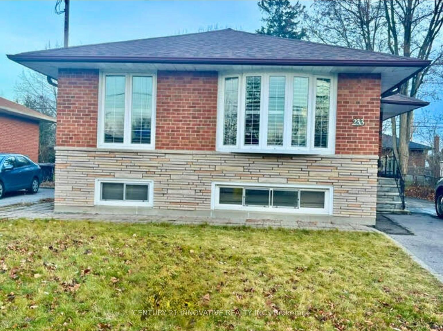 Detached House for lease at 233 Brimorton Drive, Toronto, Ontario, M1H 2C7 - Bendale - MLS: E13574266