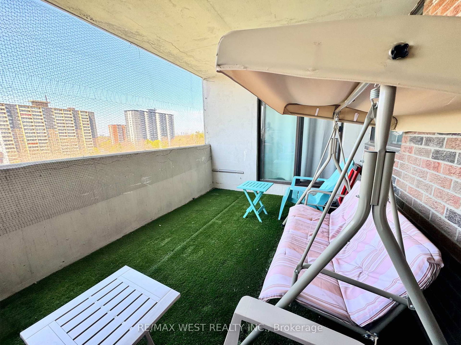 3380 Eglinton Avenue E • #801 • Toronto, ON photo 13