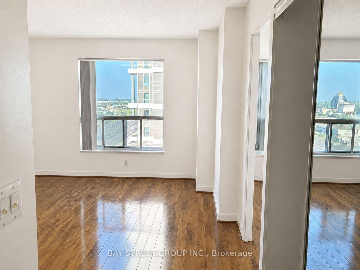 2105-36 Lee Centre Drive, Toronto, ON, photo 3