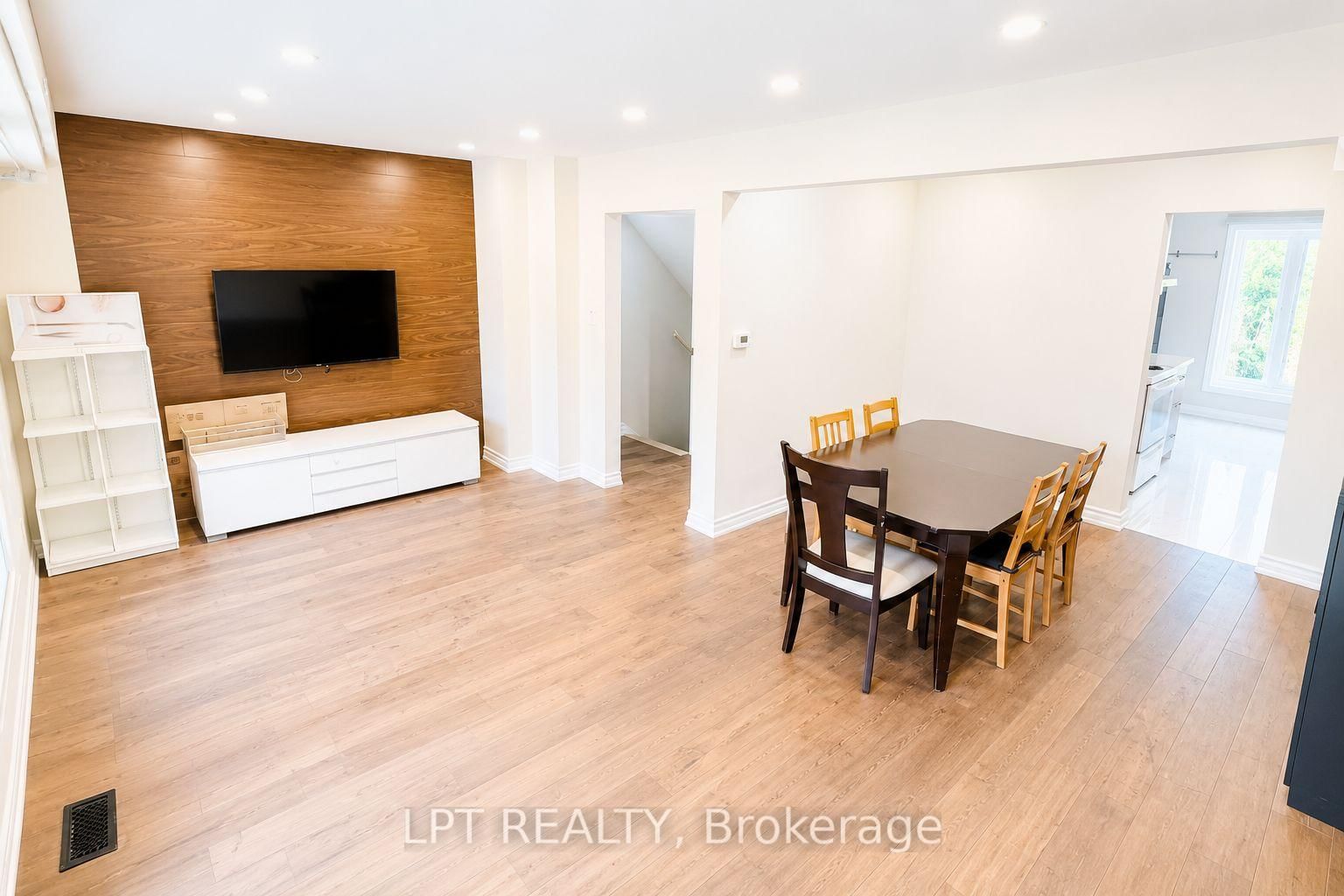 63-100 Burrows Hall Boulevard, Toronto, ON, photo 5