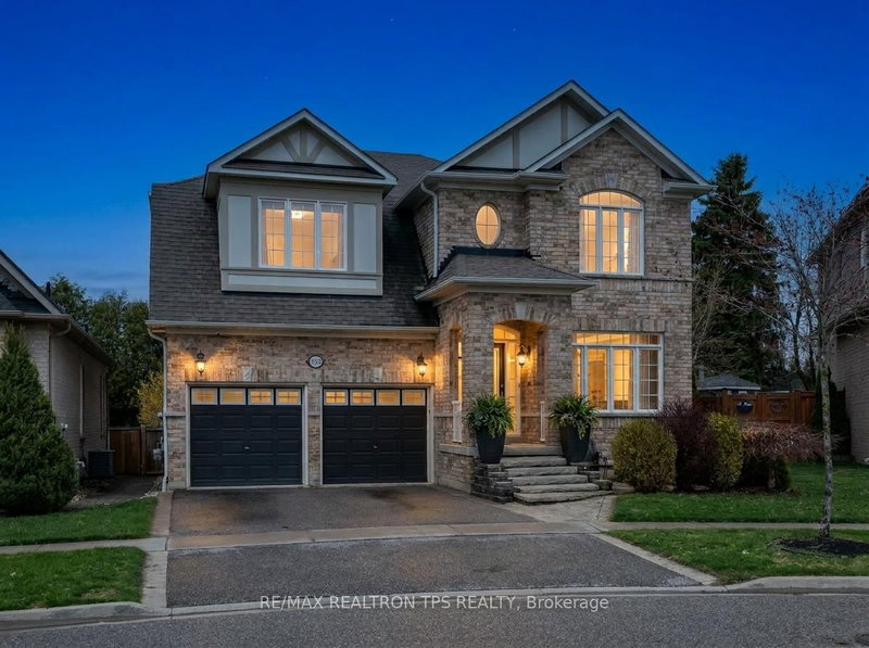 555 Kingsfield Loop