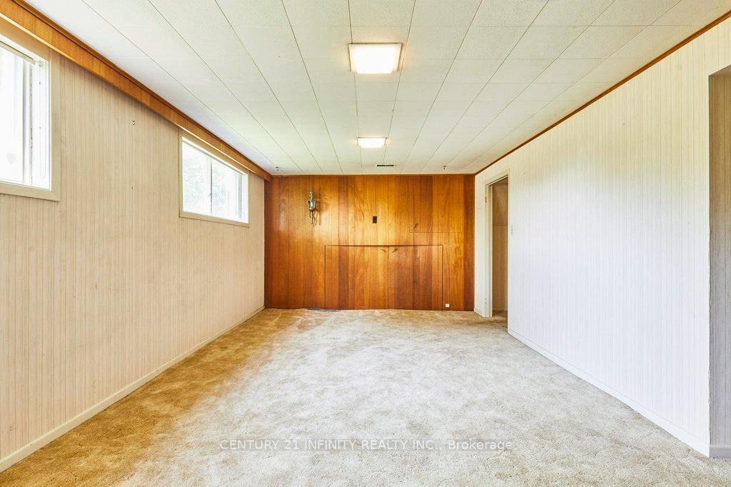 1 Goodland Gate • Toronto, ON photo 25