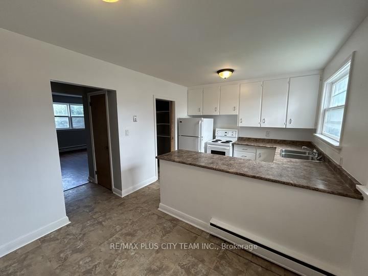 01 - 399 Elmgrove Avenue