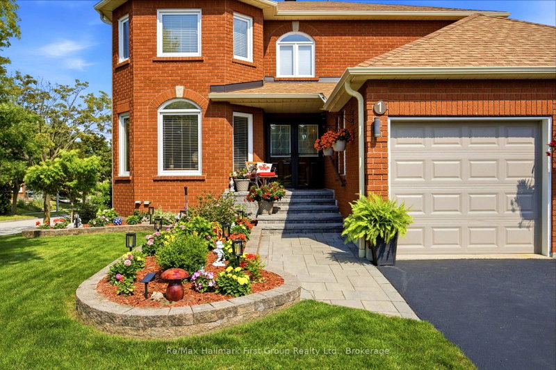 1 Glencedar Crescent