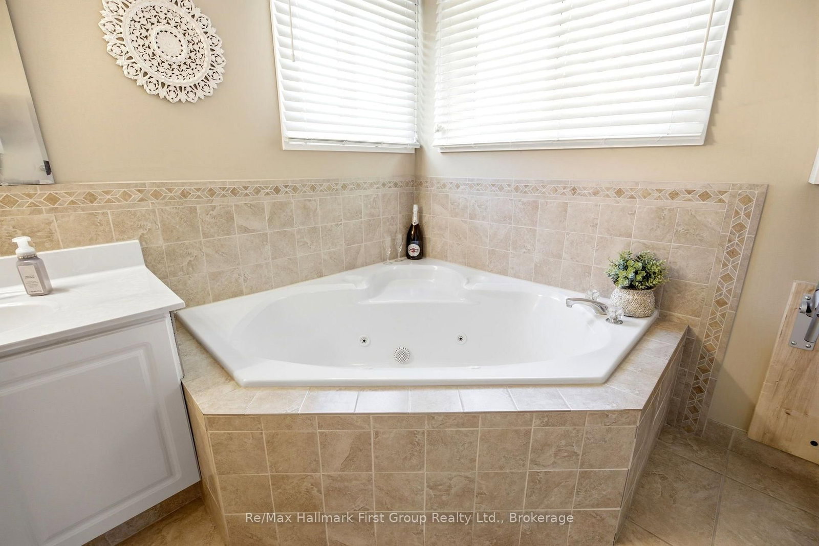 1 Glencedar Crescent • Whitby, ON photo 29