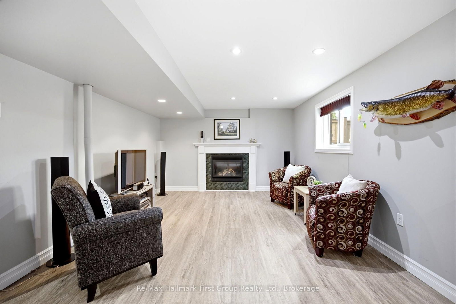 1 Glencedar Crescent • Whitby, ON photo 36