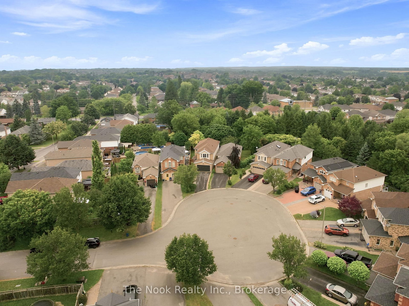 10 Orr Court • Clarington, ON photo 5