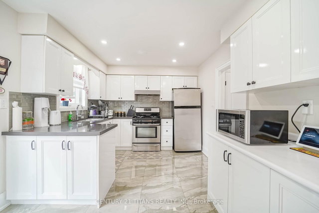 42 Pixley Crescent