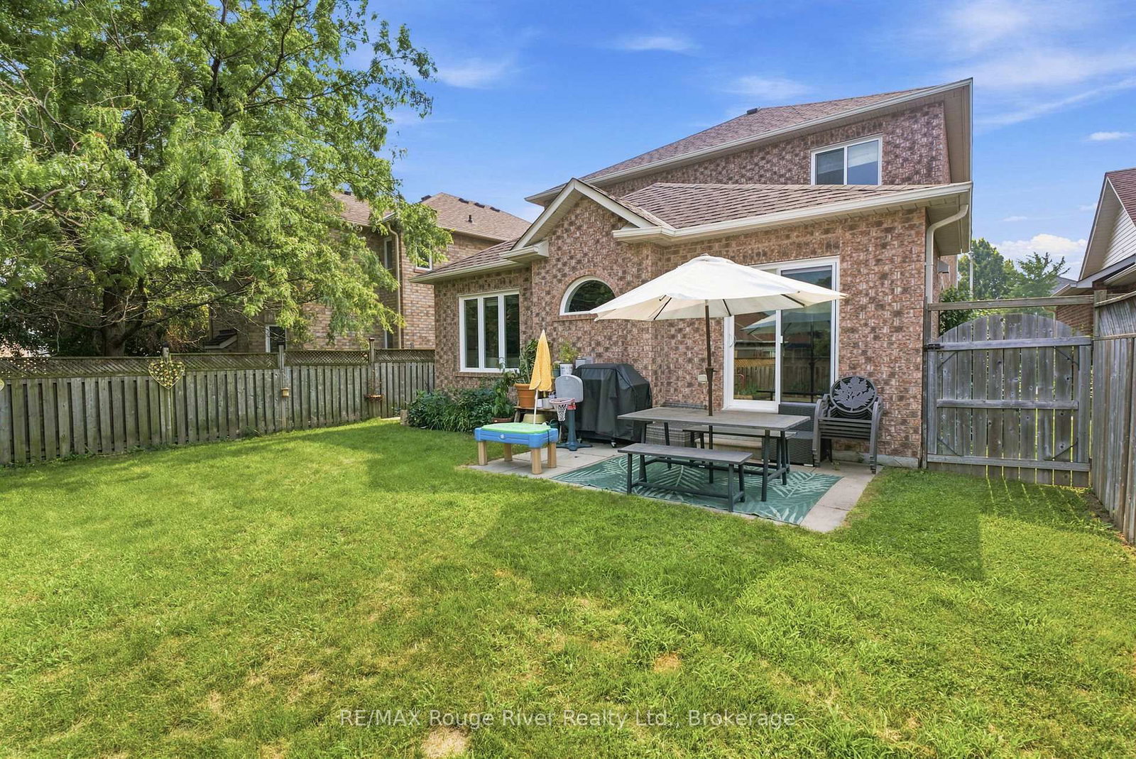 17 Floree Street • Whitby, ON photo 48