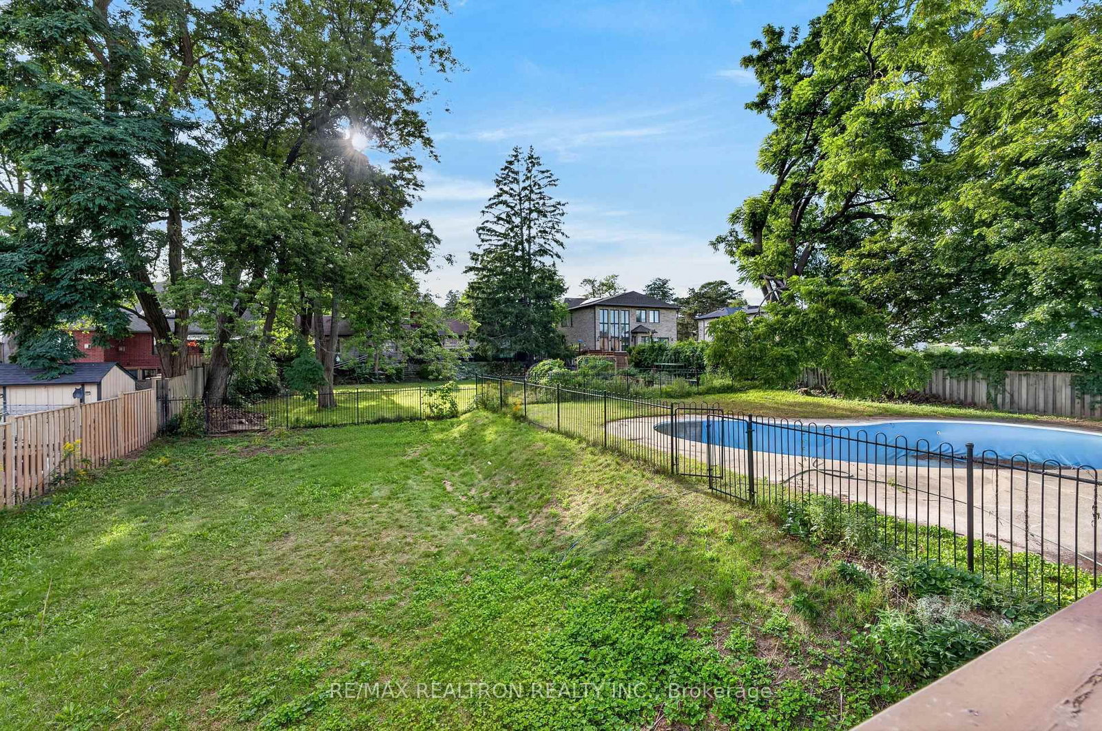 400 Manse Road • Toronto, ON photo 35