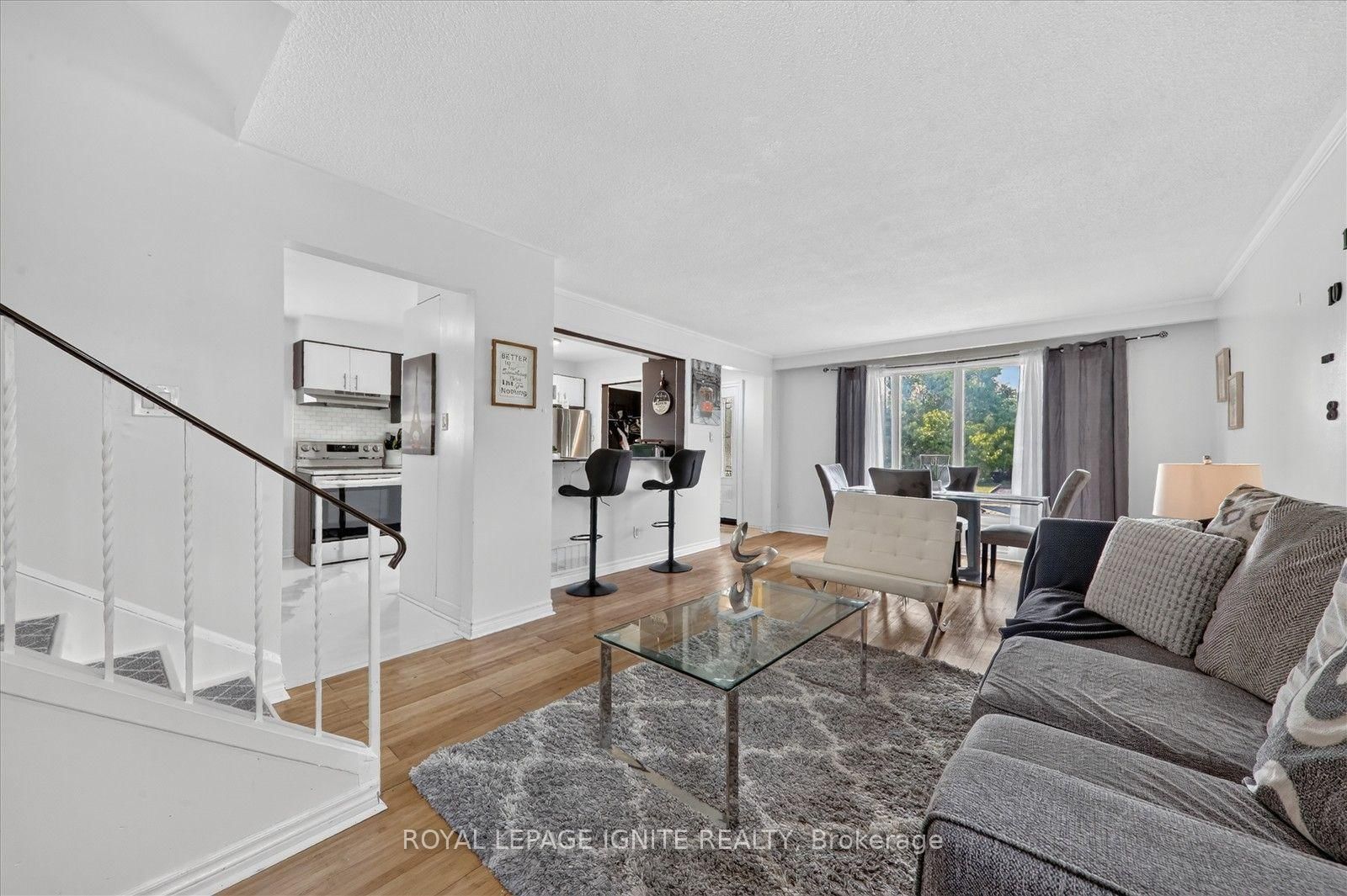 7 Briarbluff Avenue • Toronto, ON photo 9