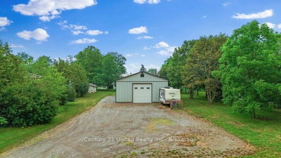 47 River Street • Scugog, ON photo 3