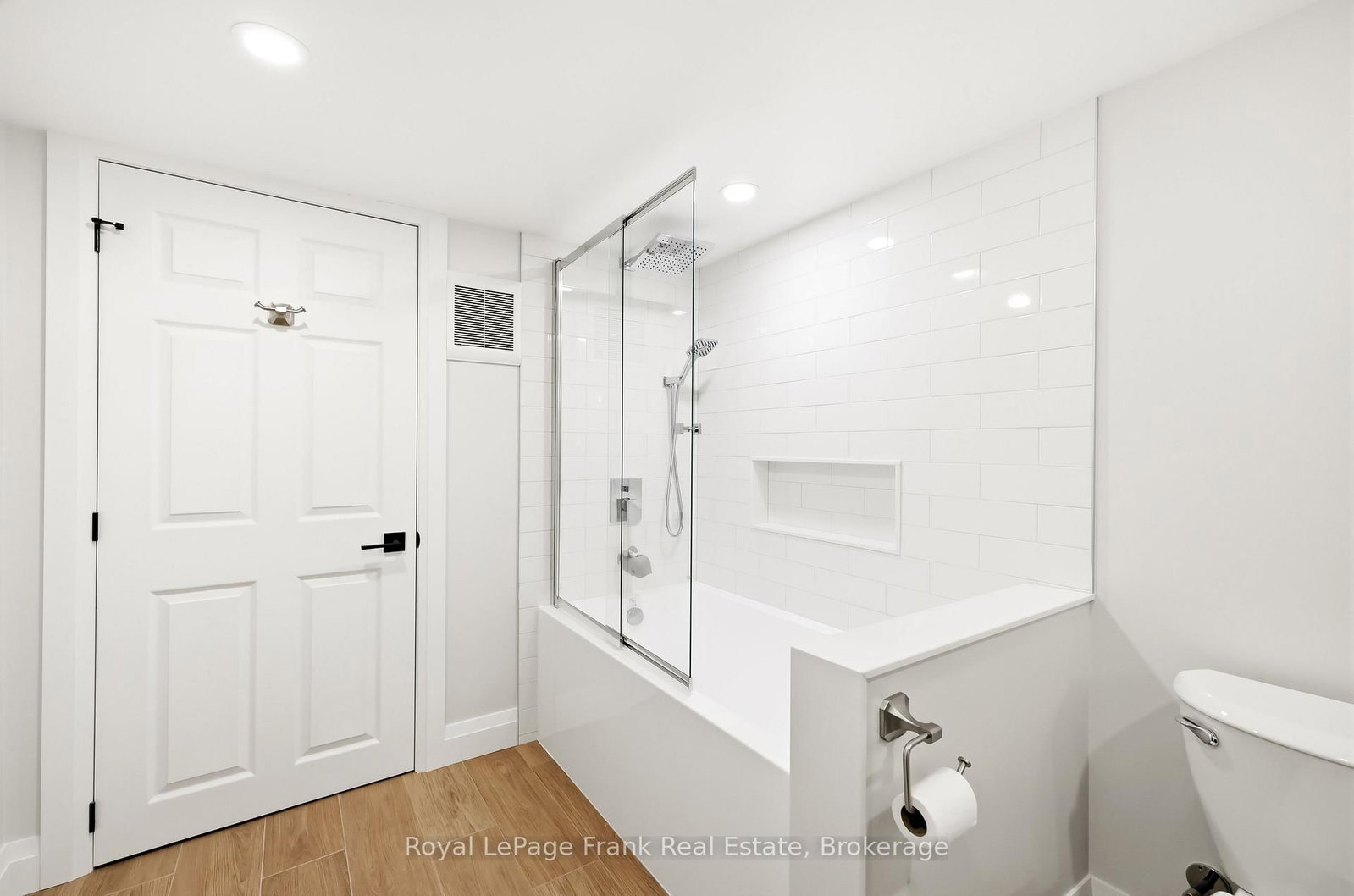 14814 Simcoe Street • Scugog, ON photo 31