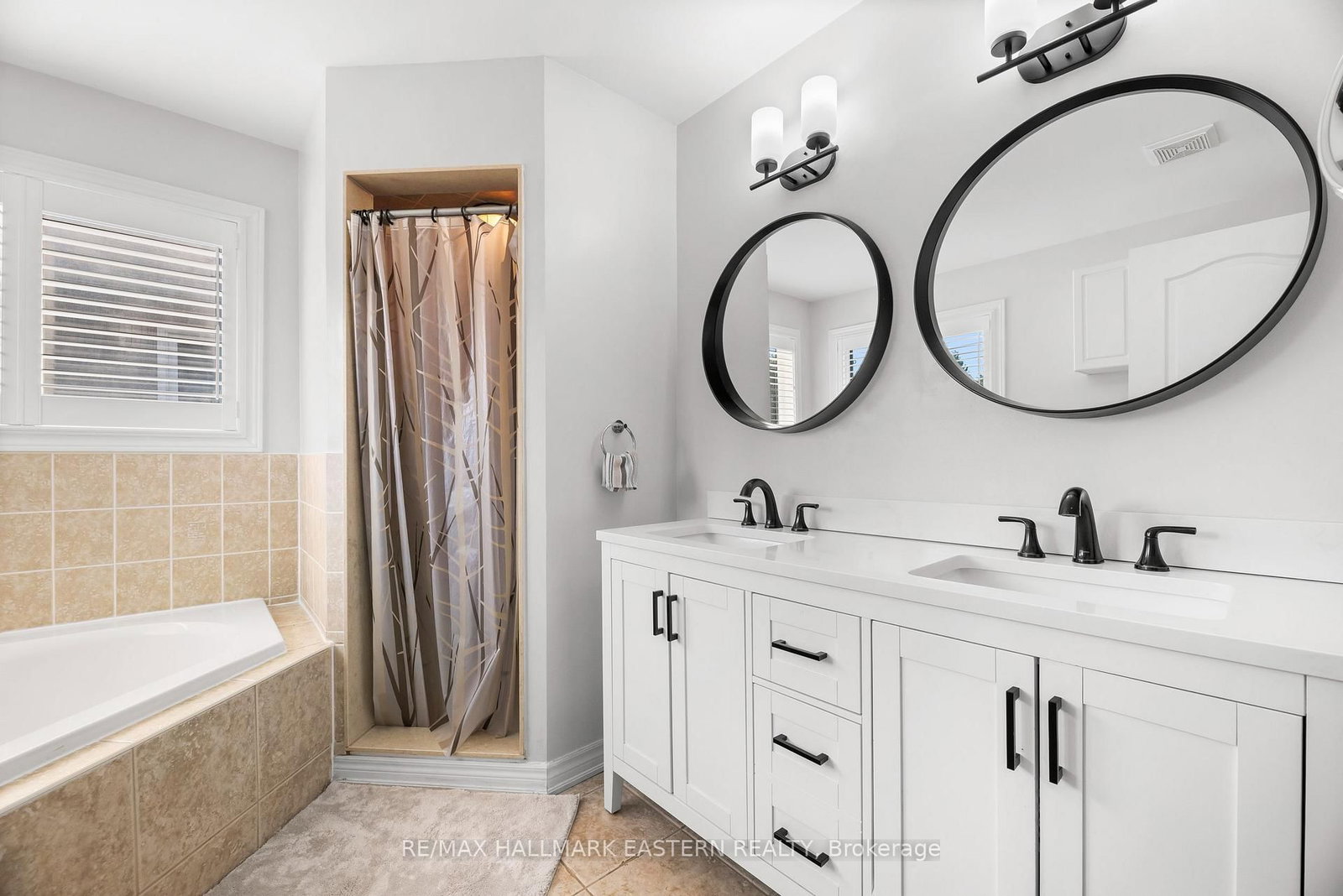 53 Concession Street E • Clarington, ON photo 21