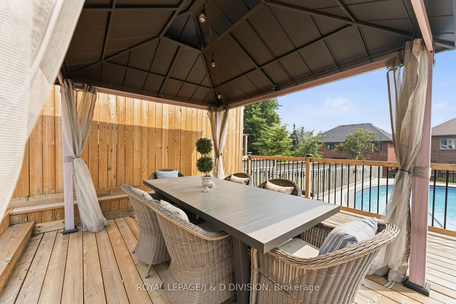 1893 Spruce Hill Road • Pickering, ON photo 40