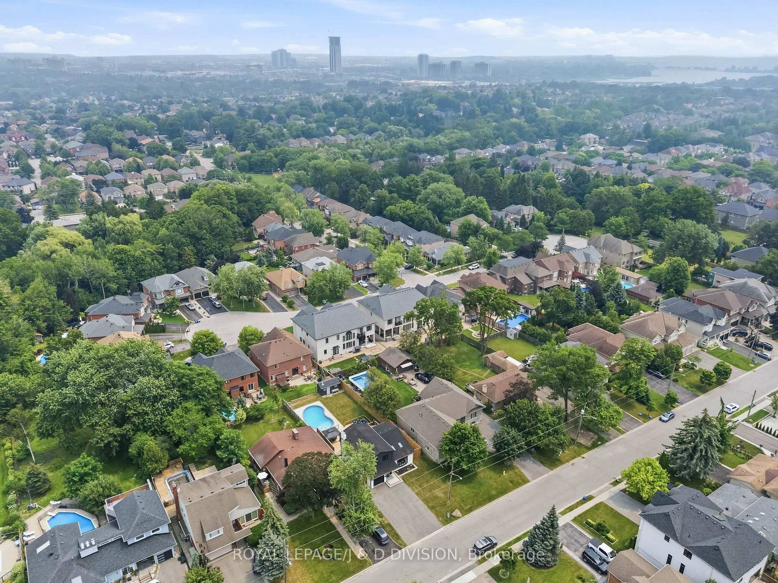 1893 Spruce Hill Road • Pickering, ON photo 50