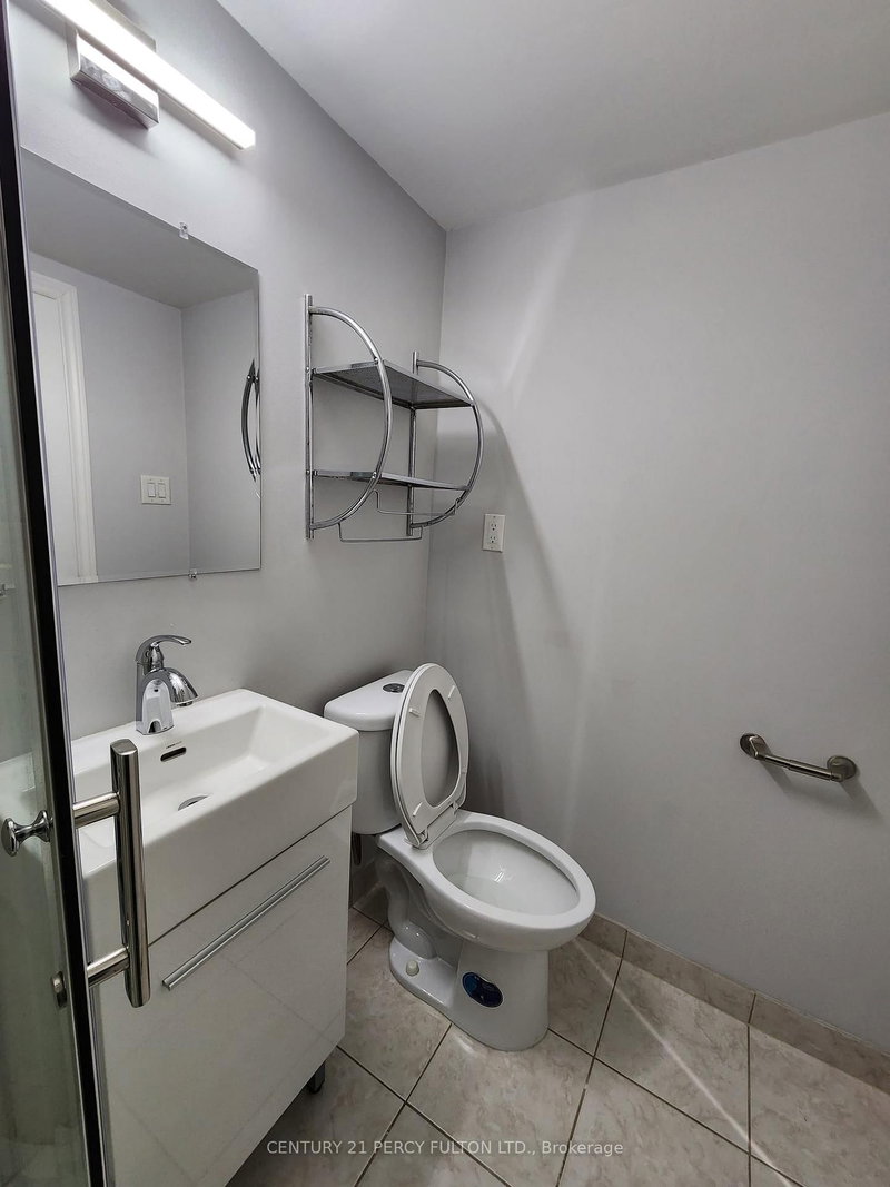 38 Palmer Ajax,ON L1S 5T9 — Photo 8