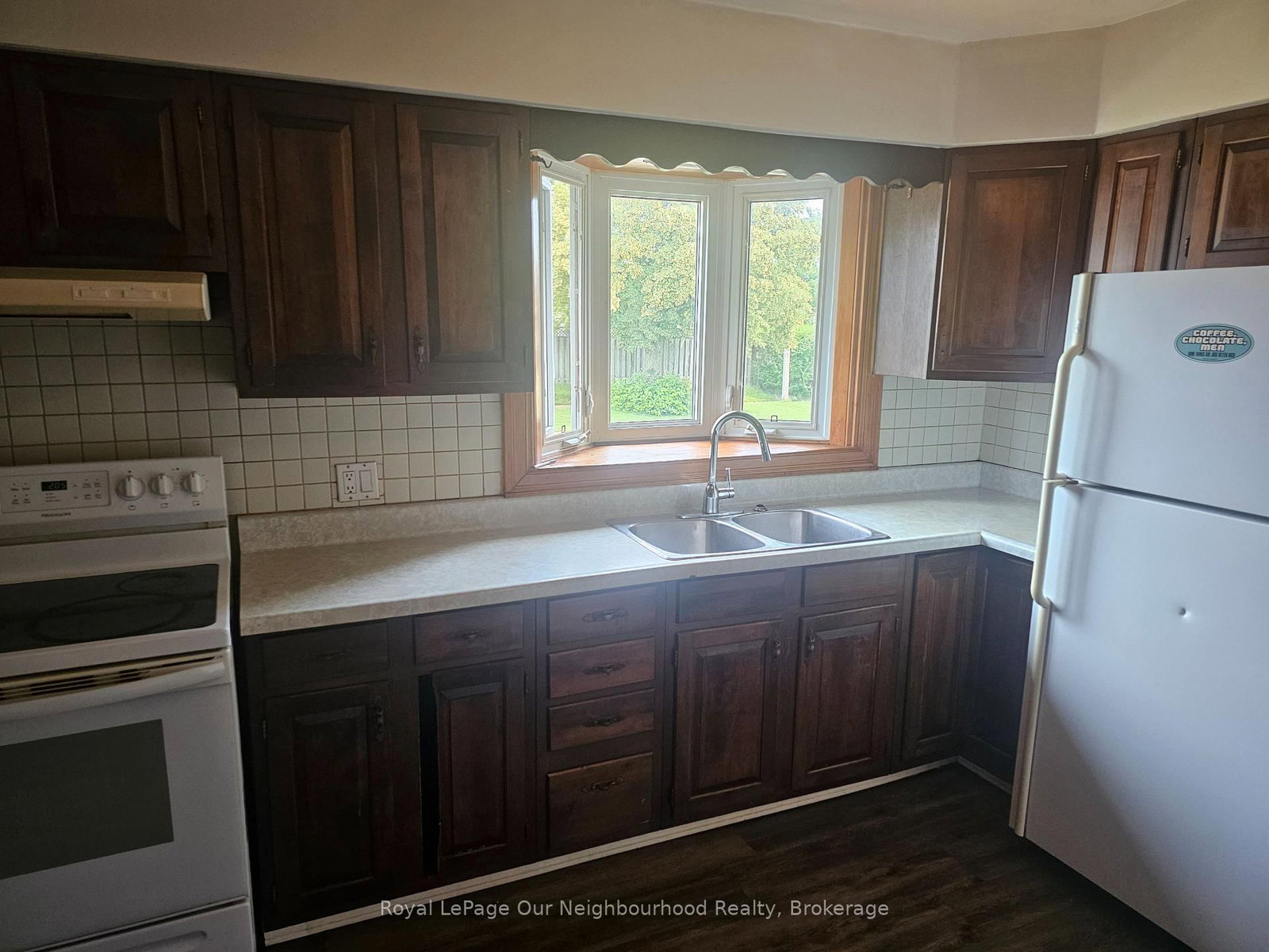 1500 Lakeside Street • Oshawa, ON photo 4