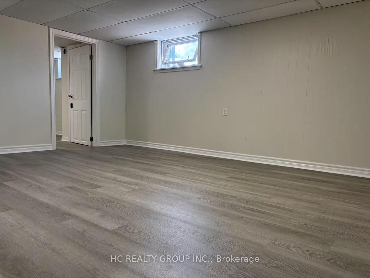 Bsmt 7 Ivanhoe Court, Toronto, ON, photo 5