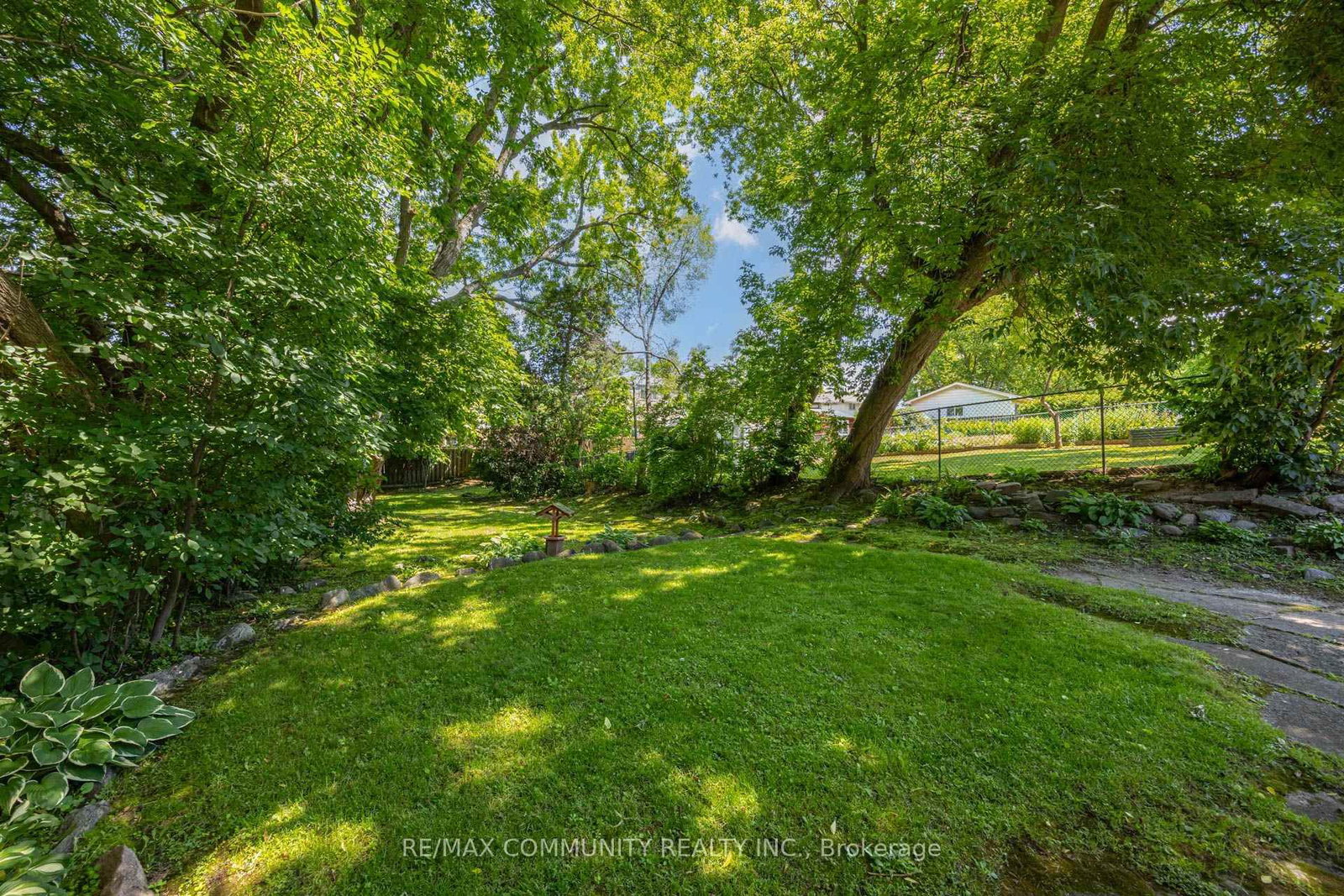 449 N Ritson Road • Oshawa, ON photo 22