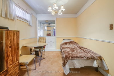 449 N Ritson Road • Oshawa, ON photo 8