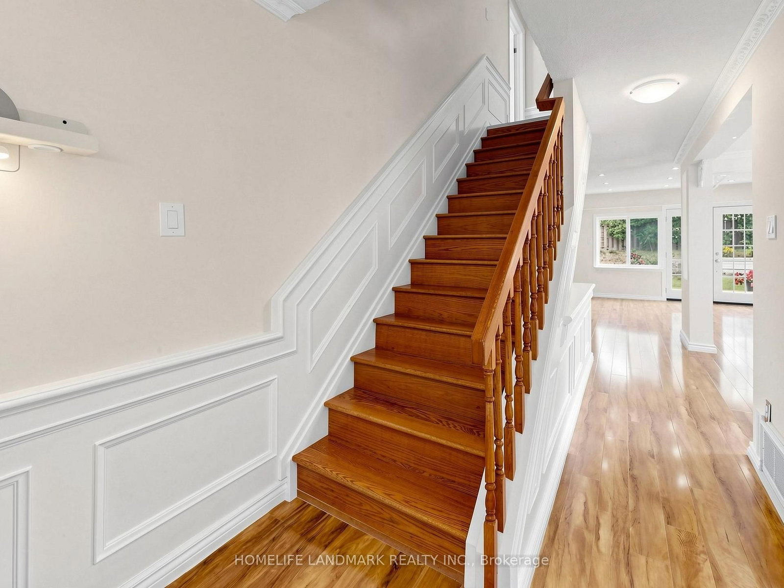 662 Merlin Court • Oshawa, ON photo 15