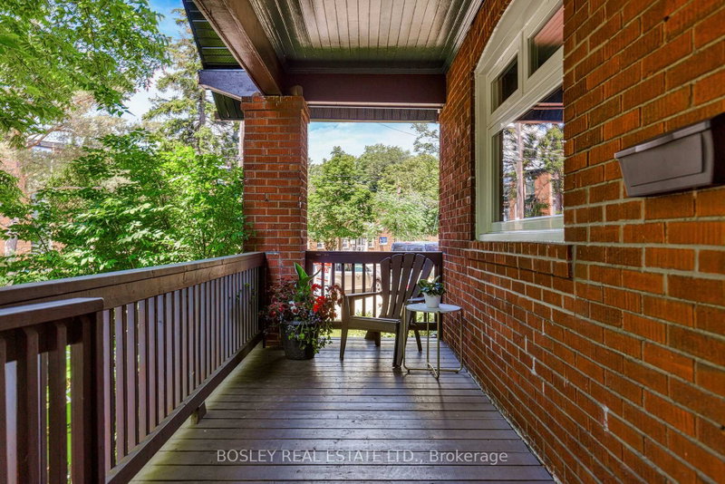 247 Gainsborough Road