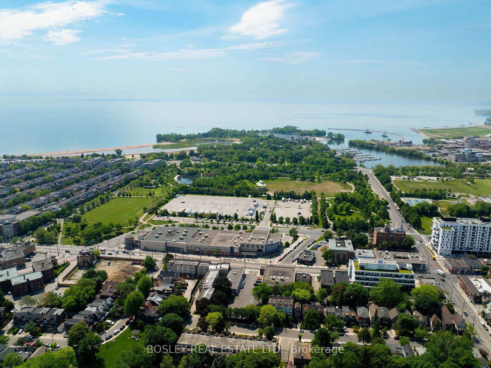 247 Gainsborough Road • Toronto, ON photo 38
