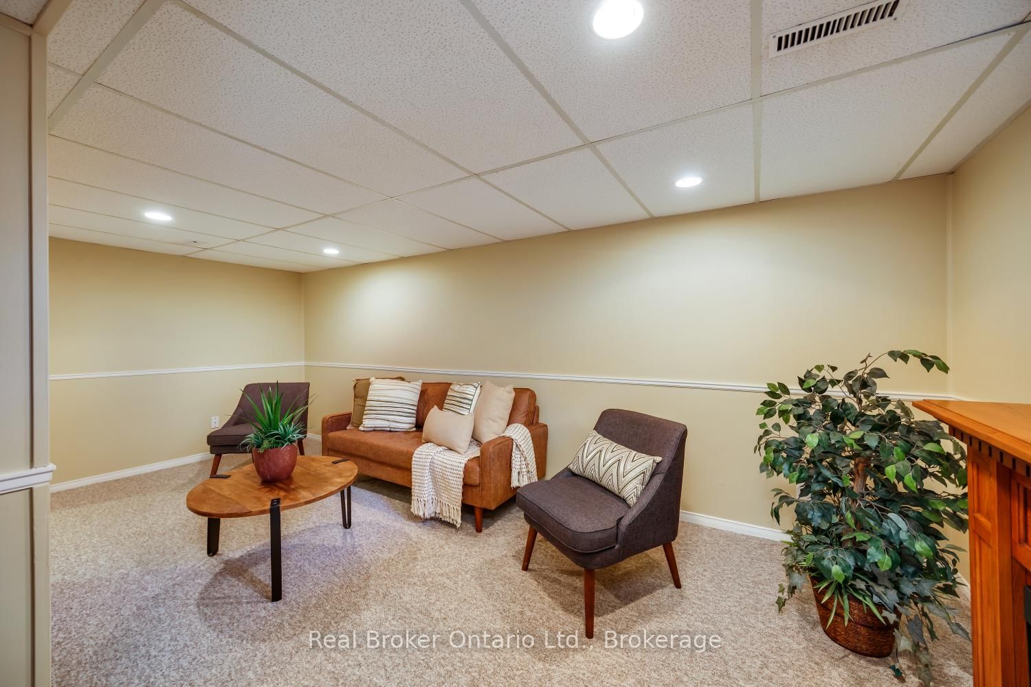 10 Climie Court • Clarington, ON photo 23