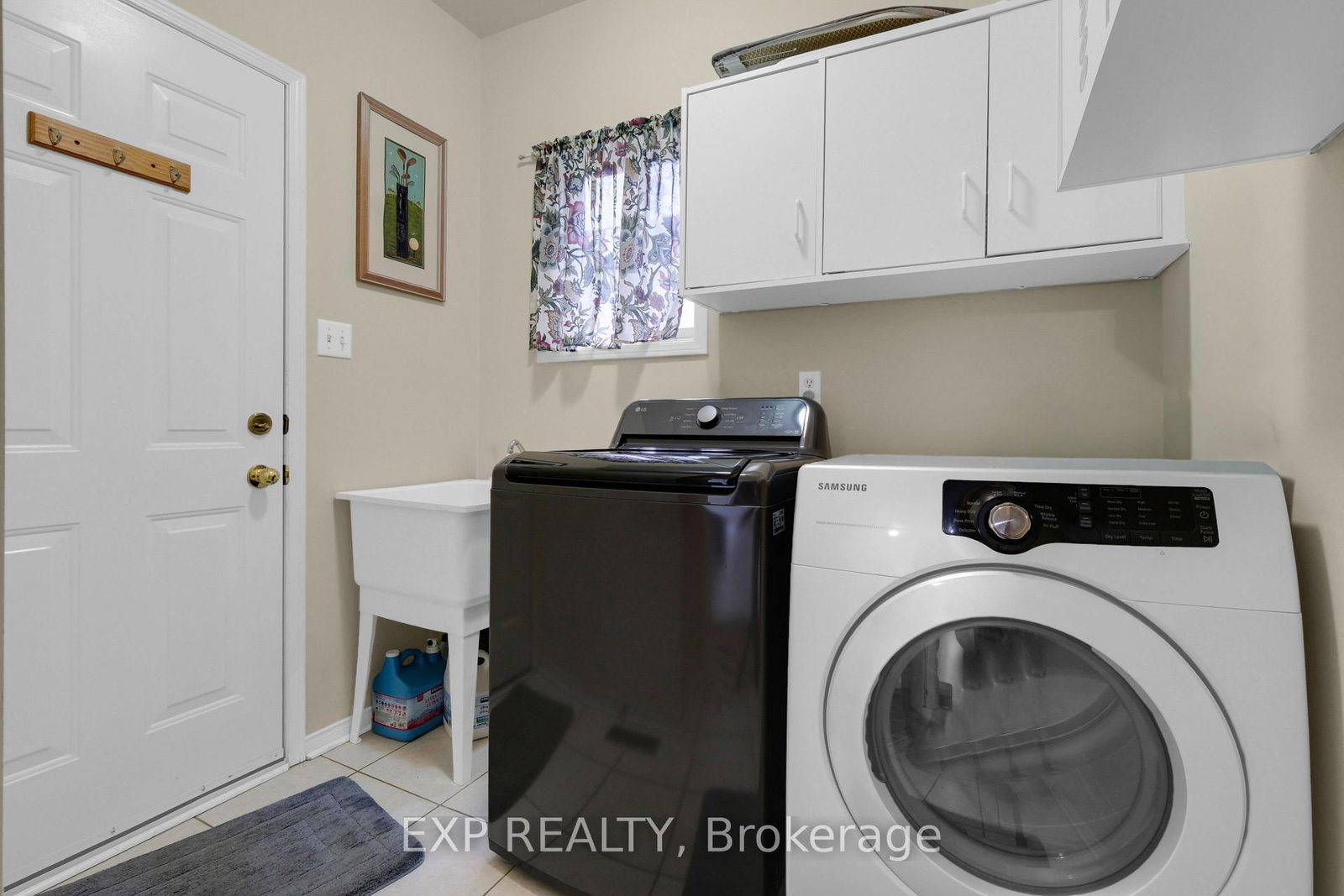 548 Ormond Drive • Oshawa, ON photo 9