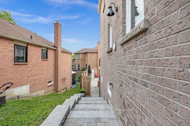 1003 Maury Crescent • Pickering, ON photo 43