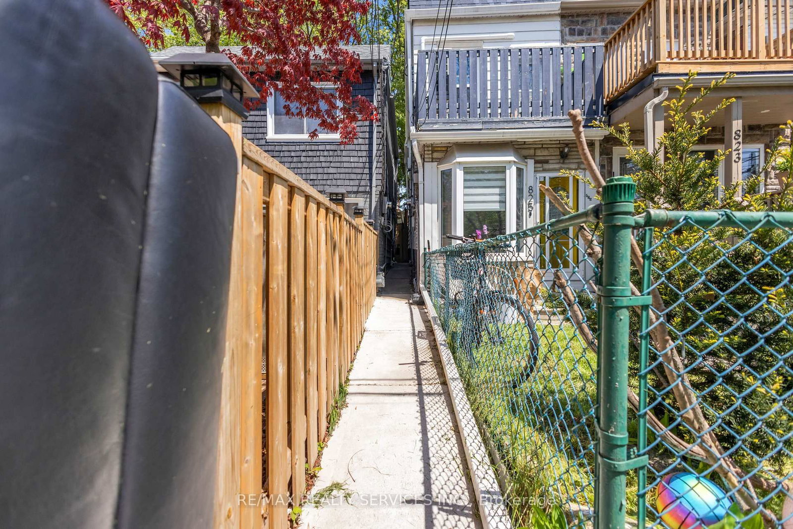 827 Craven Road • Toronto, ON photo 28