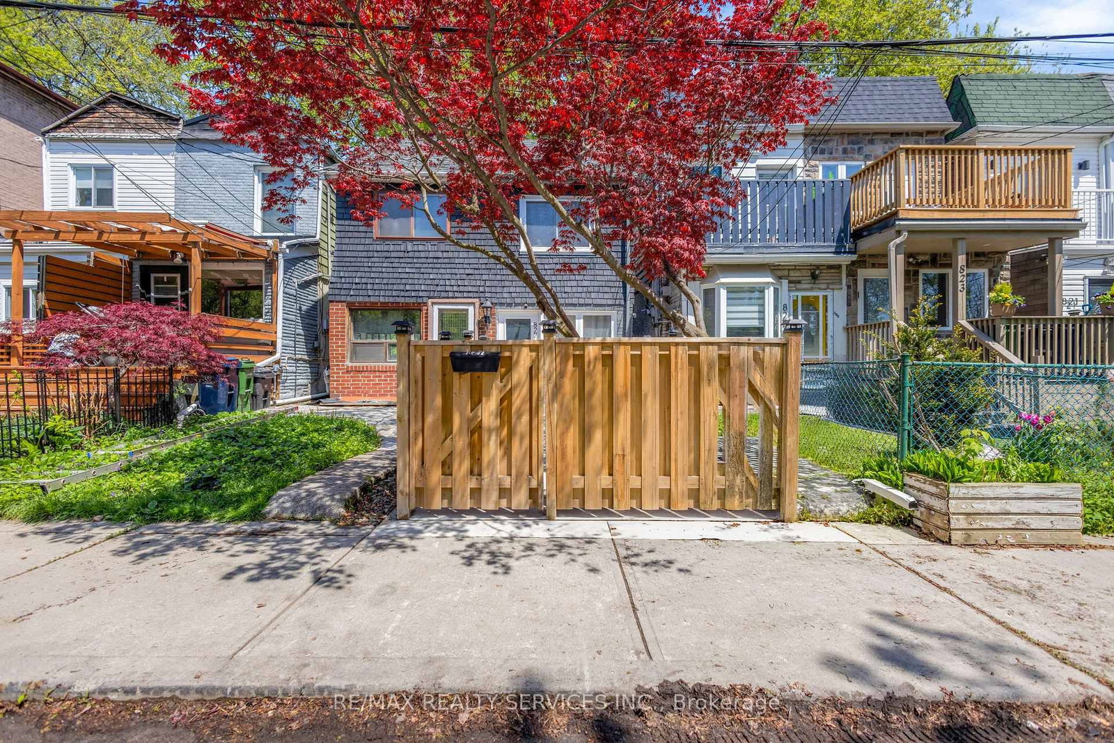 827 Craven Road • Toronto, ON photo 30