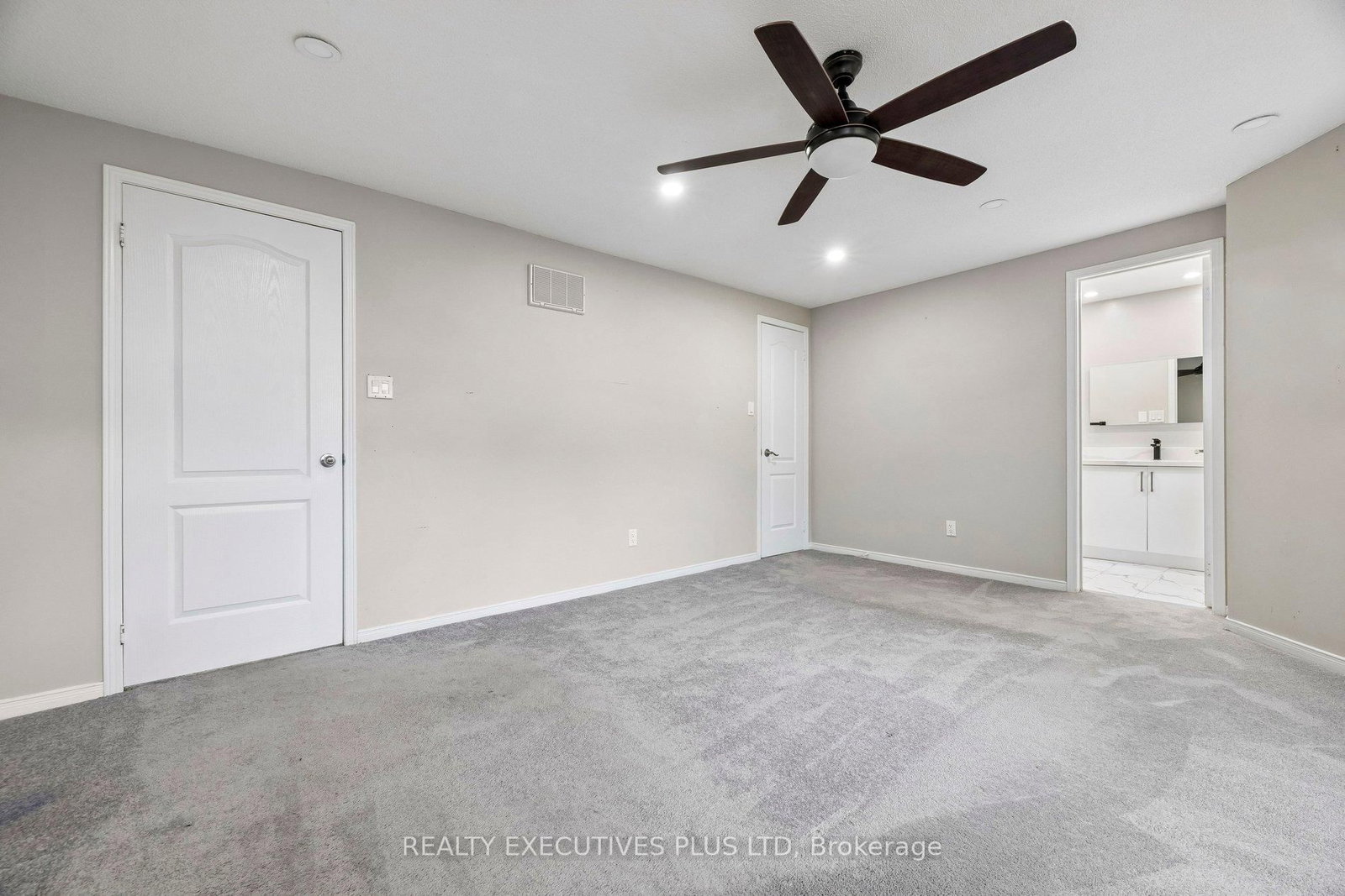 693 Barnes Crescent • Oshawa, ON photo 28