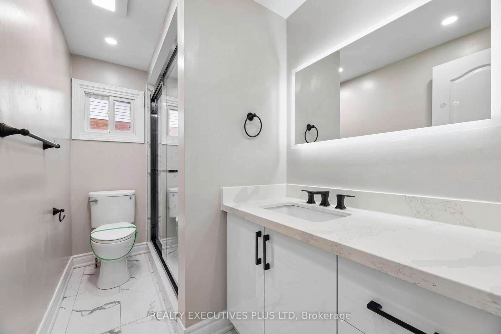 693 Barnes Crescent • Oshawa, ON photo 36