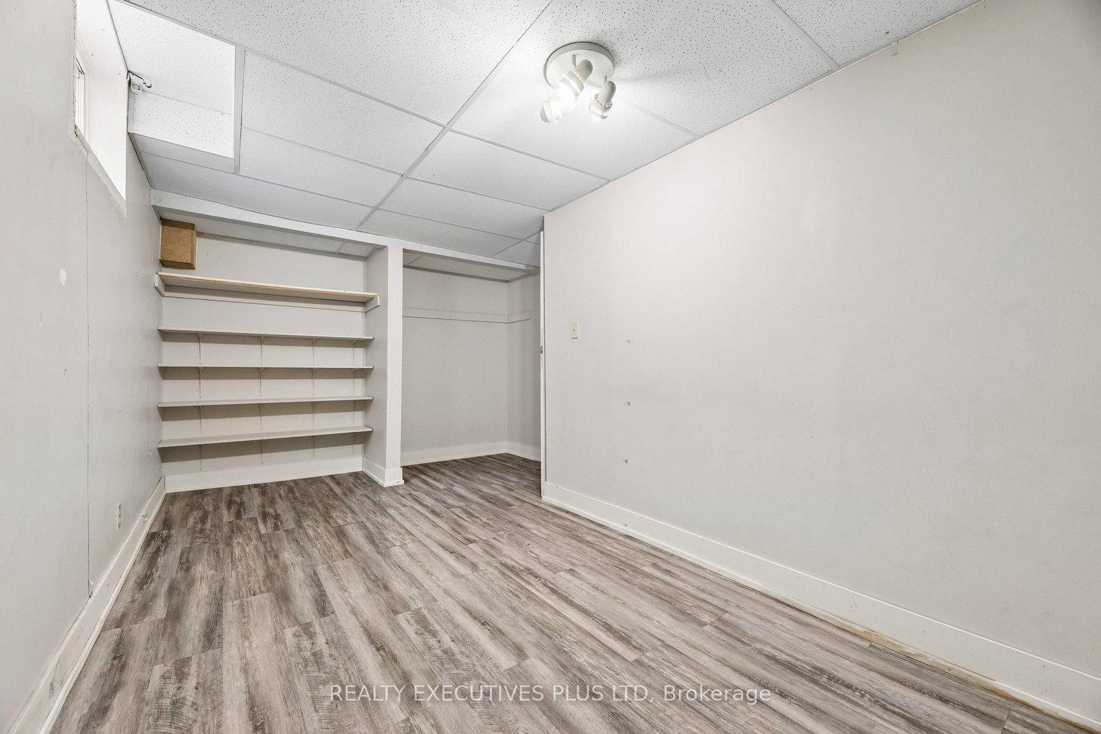 693 Barnes Crescent • Oshawa, ON photo 40