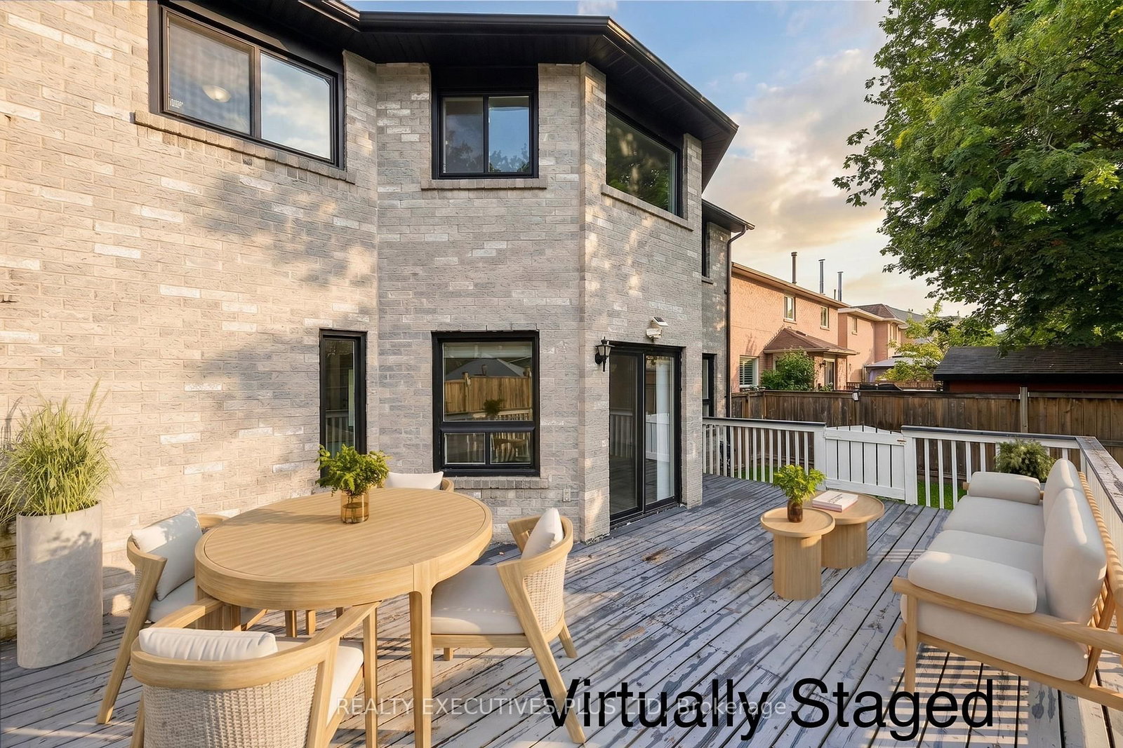 693 Barnes Crescent • Oshawa, ON photo 43