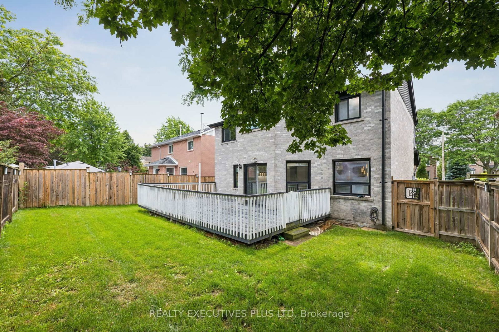 693 Barnes Crescent • Oshawa, ON photo 47