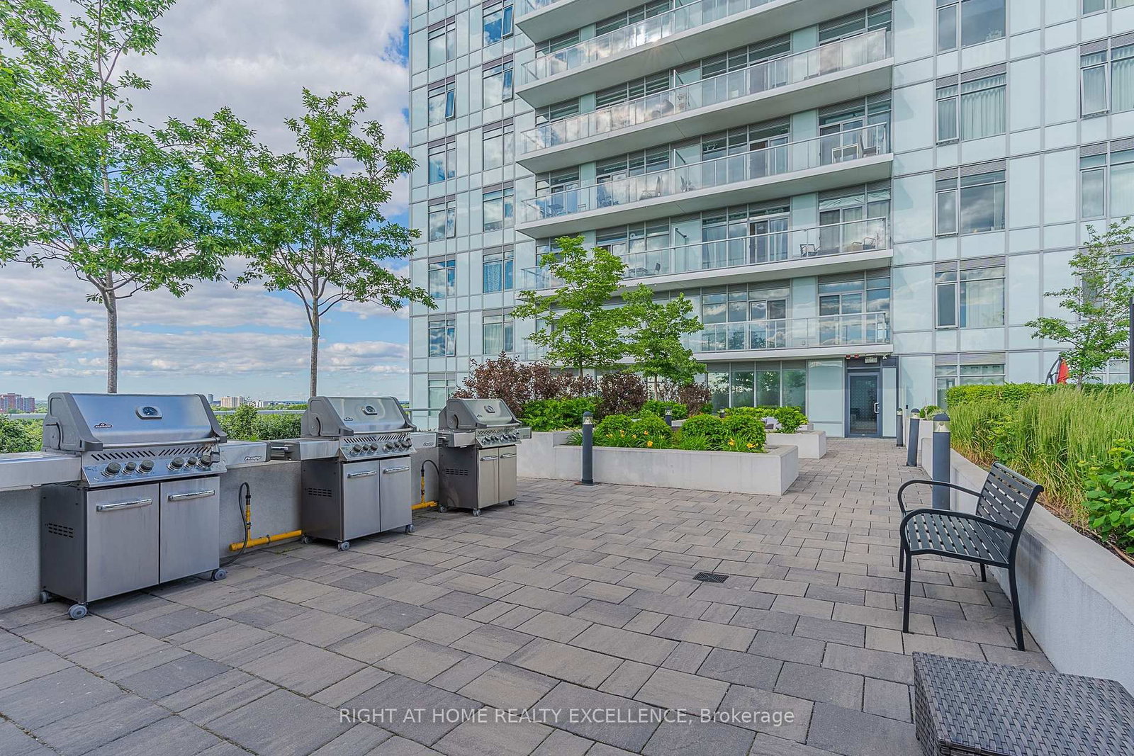 3220 Sheppard Avenue E • #520 • Toronto, ON photo 29