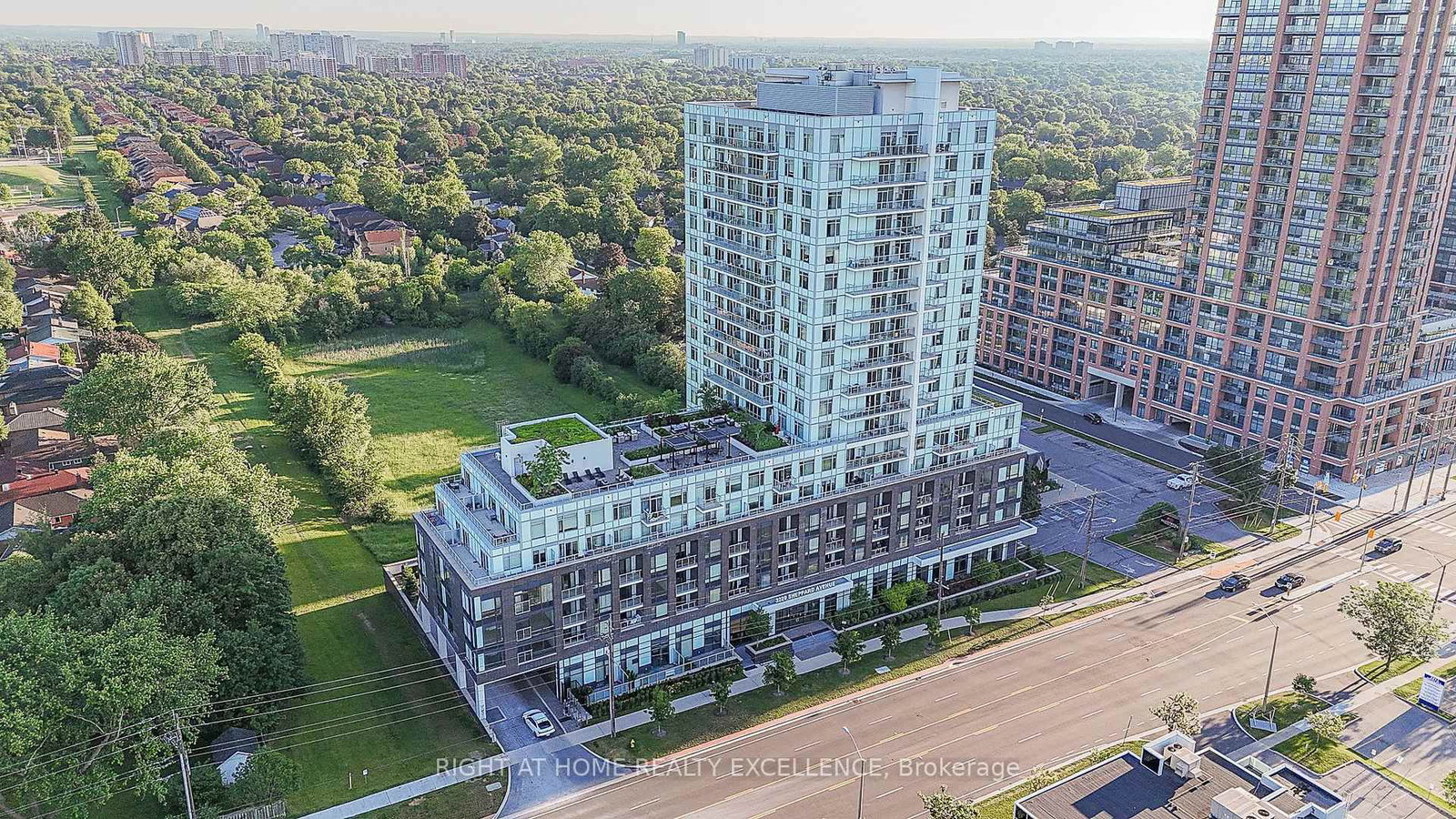 3220 Sheppard Avenue E • #520 • Toronto, ON photo 6