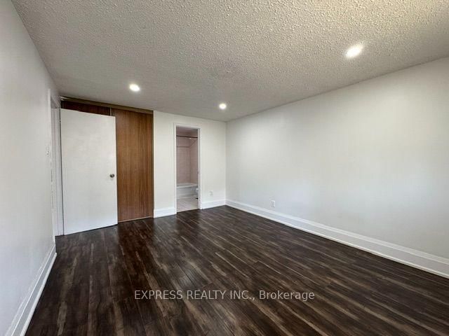 220 John Tabor Trail • Toronto, ON photo 20