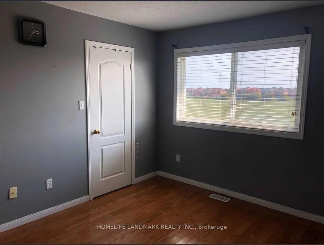 139 Raponi Circle • Toronto, ON photo 9