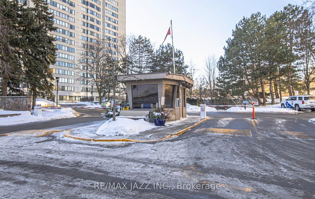 801 - 2330 Bridletowne Circle