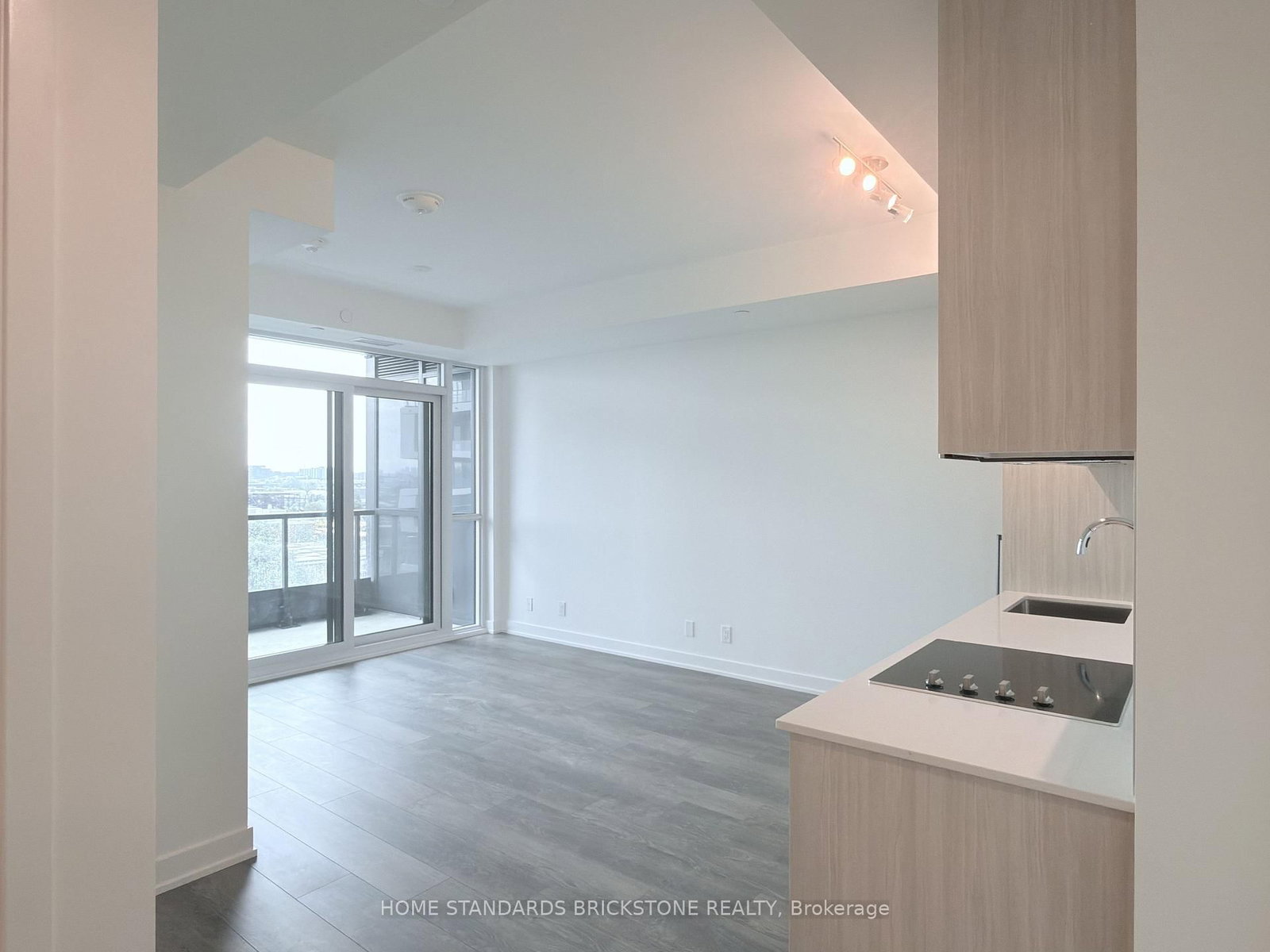 702-20 Deans Drive, Toronto, ON, photo 2